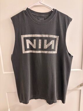 Nine Inch Nails cutoff tank, men’s L